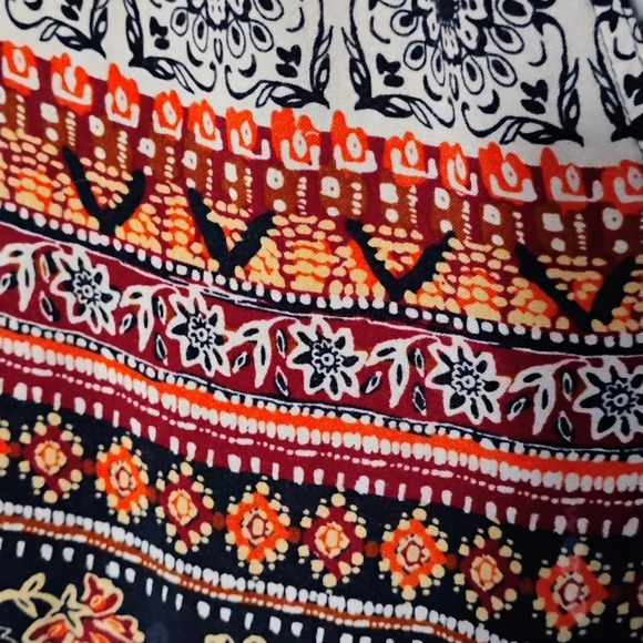 Multicolor Patterned Dress - Picture 4 of 6